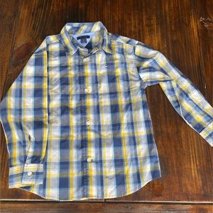 Tommy hilfigure button down shirt 4T